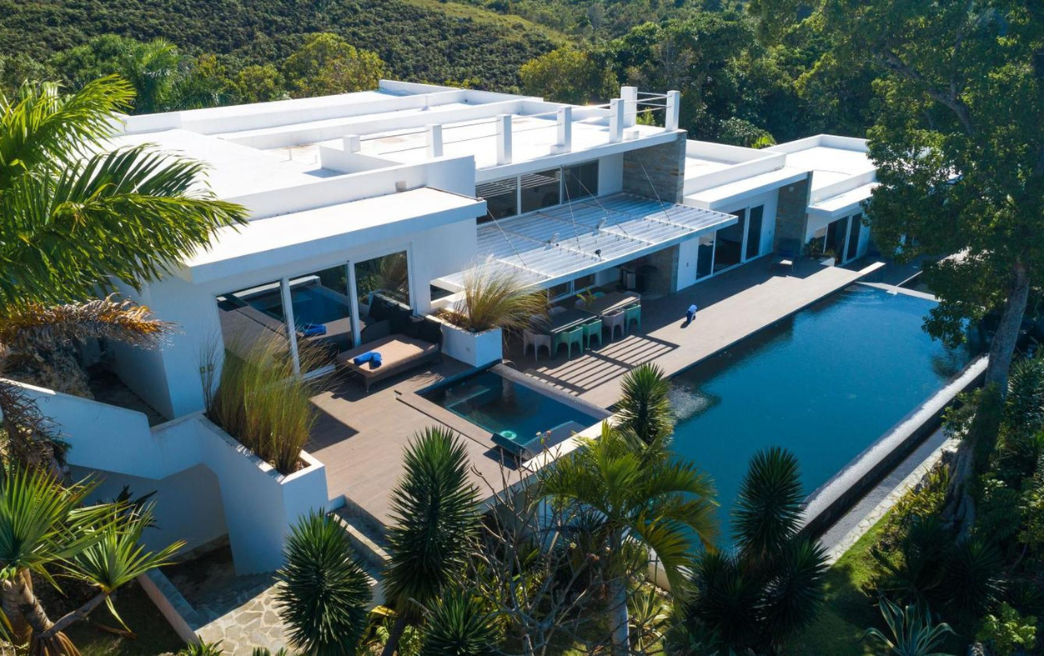 Player vacations - sex vacations - private villas